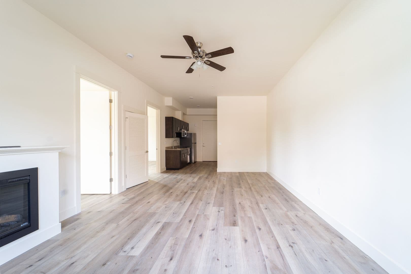 Portland Apartment: 7980-7990 SW Capitol Hill Rd