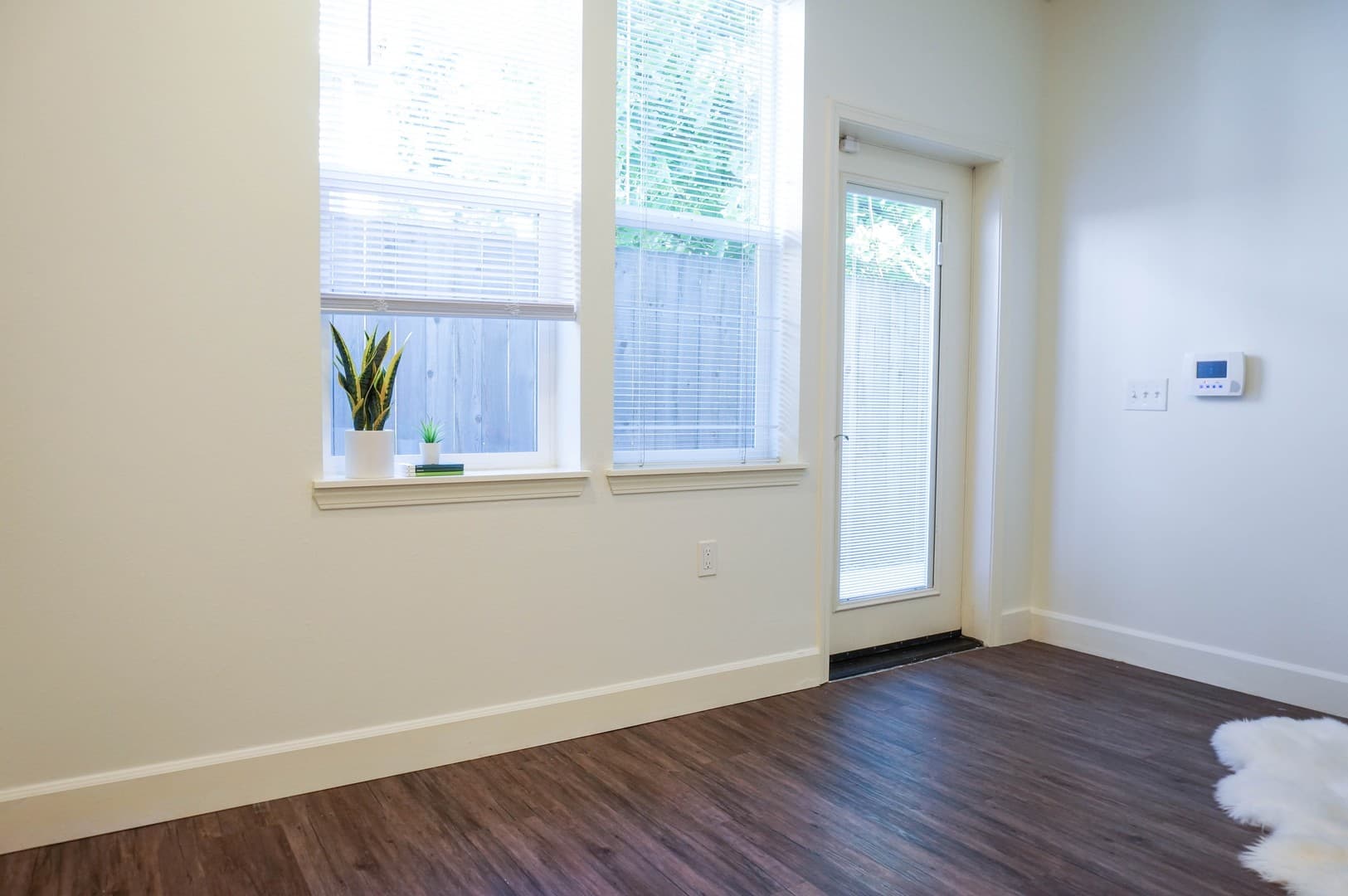 Portland Apartment: 3724 N Vancouver Ave