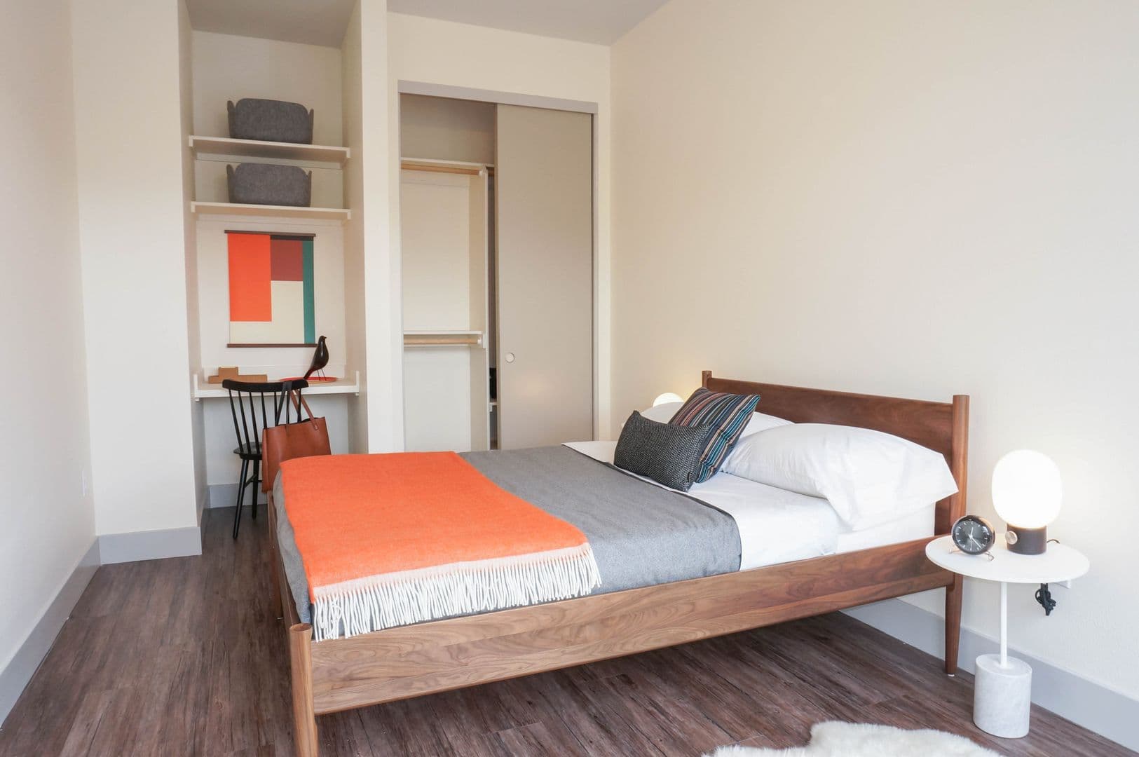 Portland Apartment: 1616 NW Everett