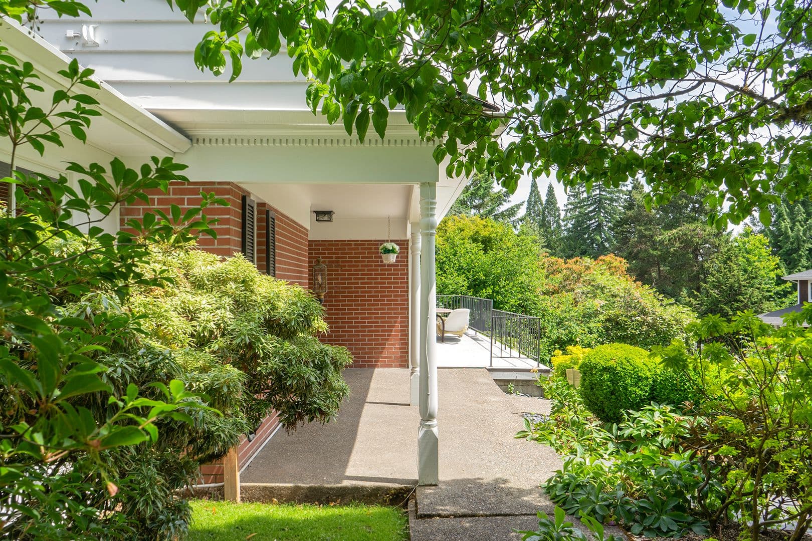 Portland House: 4901 SW Humphrey Park Crest