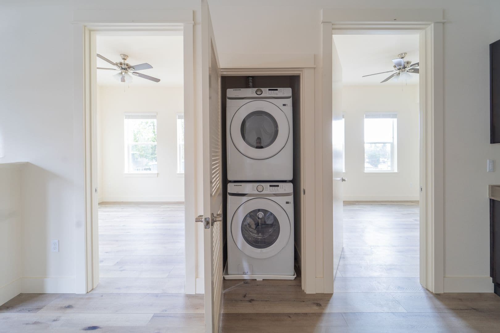 Portland Apartment: 7980-7990 SW Capitol Hill Rd
