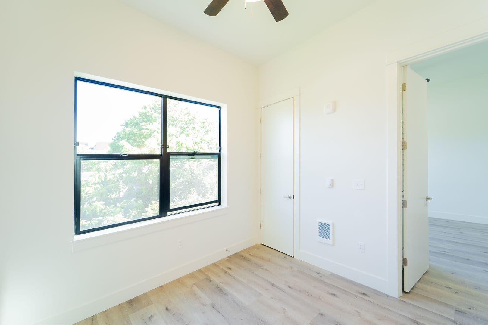 Portland Apartment: 2260 NW Pettygrove St.