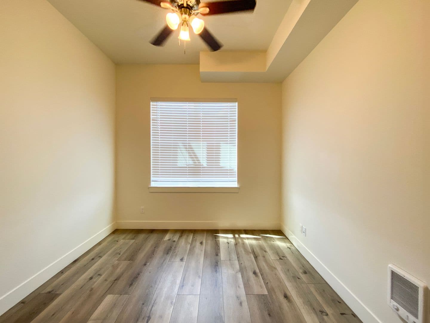 Vancouver Apartment: 1655 C St.