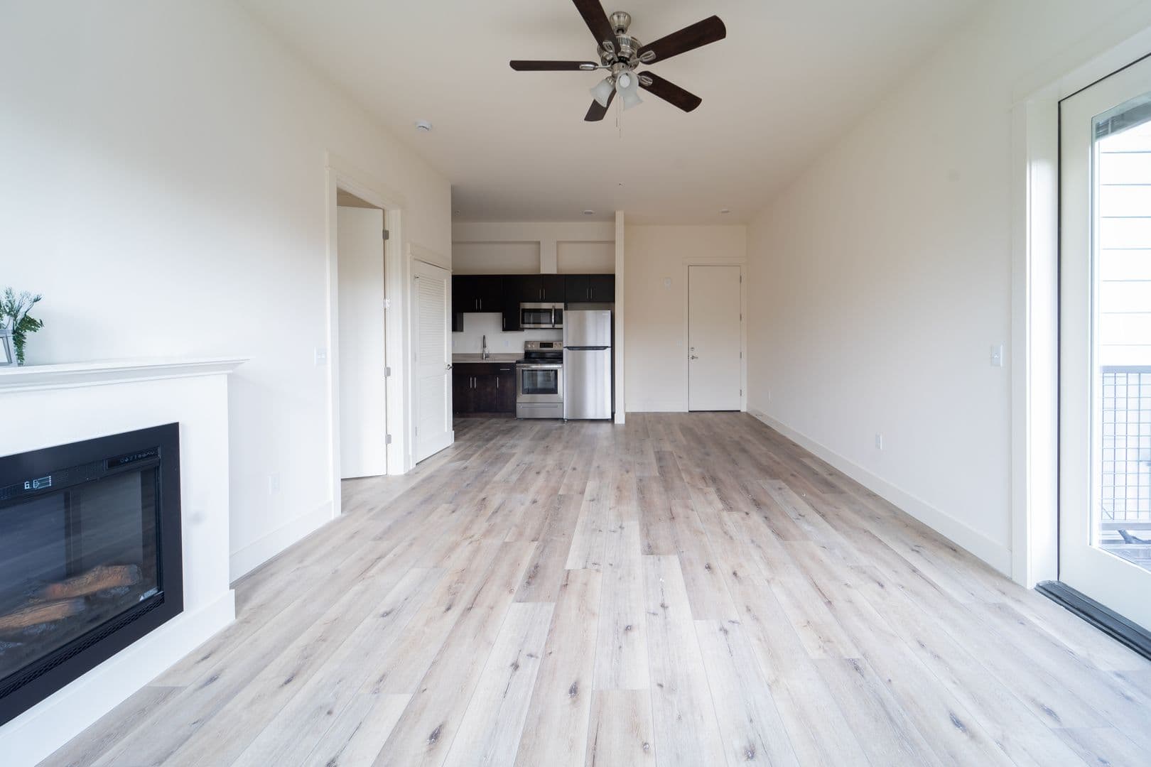 Portland Apartment: 7980-7990 SW Capitol Hill Rd