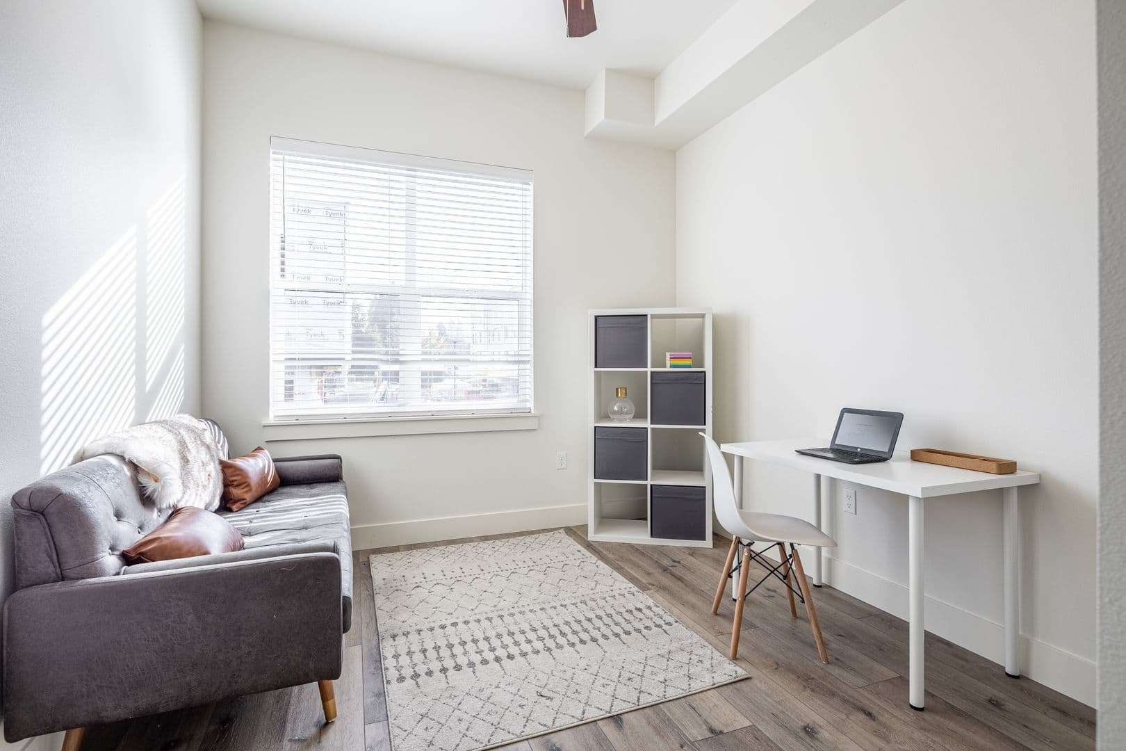 Vancouver Apartment: 1660 D St.