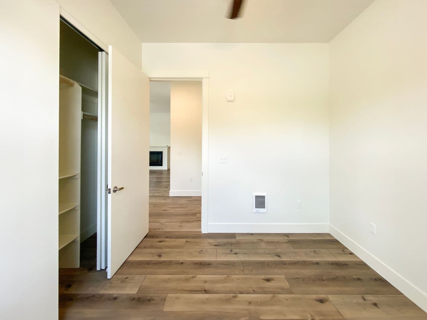 Vancouver Apartment: 1655 C St.
