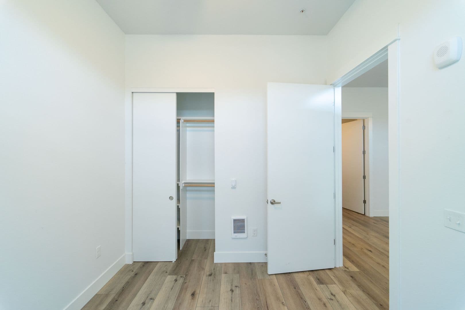 Scappoose Apartment: 51577 SE 2nd Street