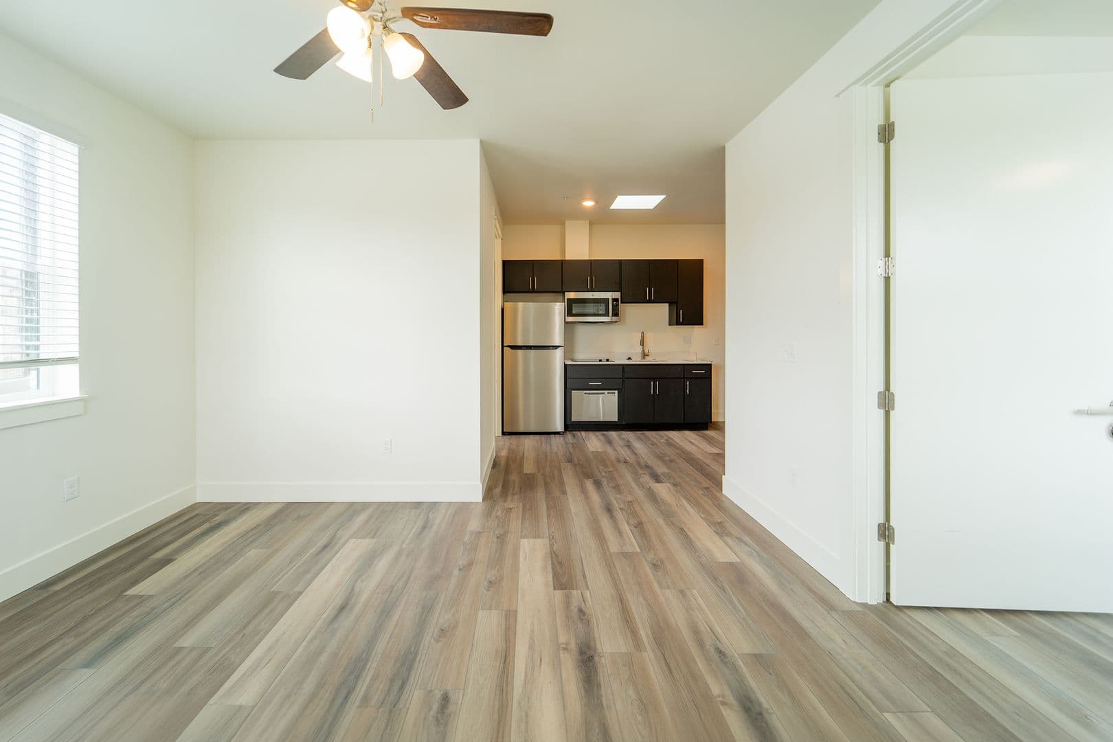 Portland Apartment: 11 SE 57th Ave
