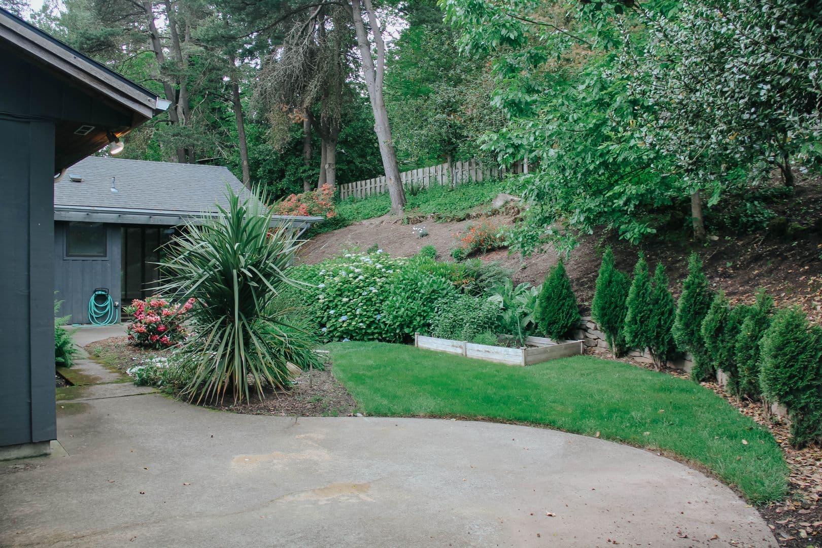 Portland House: 7725 SW Miner Way