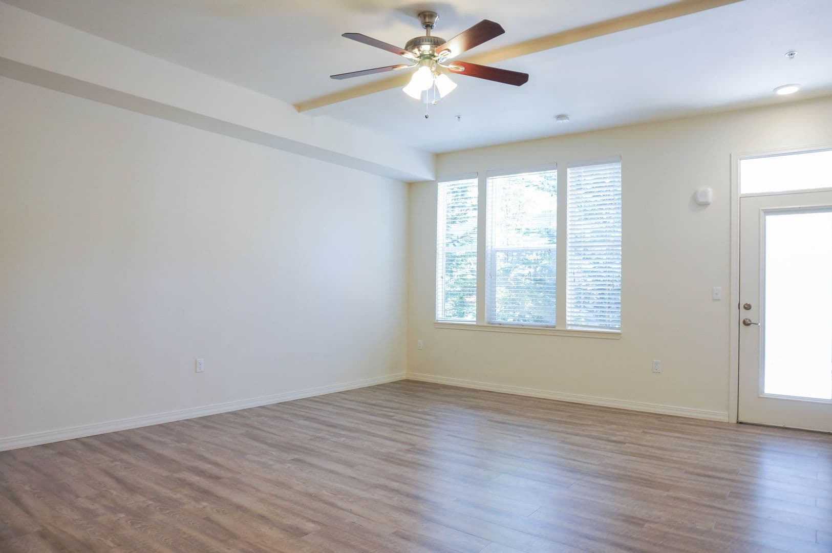 Portland Apartment: 8510 N Ivanhoe St