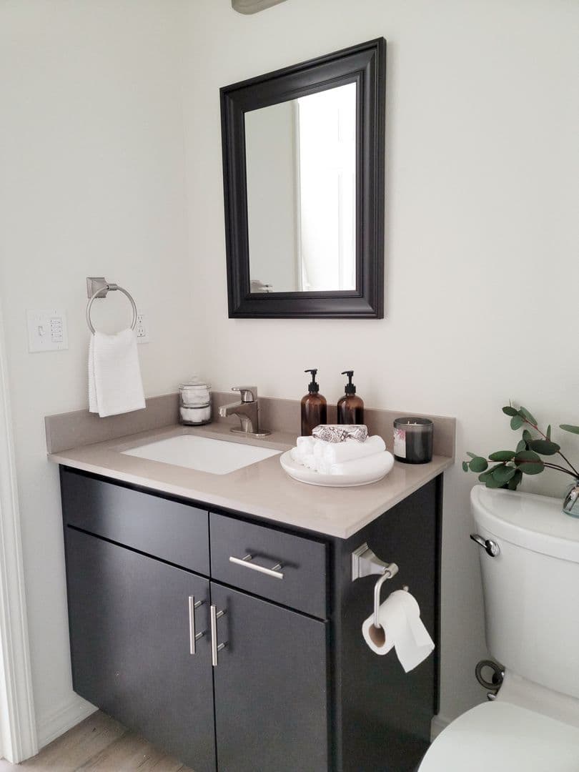 Portland Apartment: 5150 N Lombard