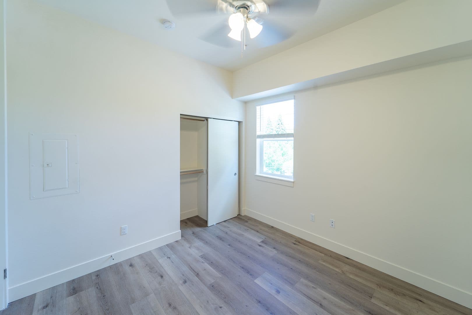 Portland Apartment: 7980-7990 SW Capitol Hill Rd