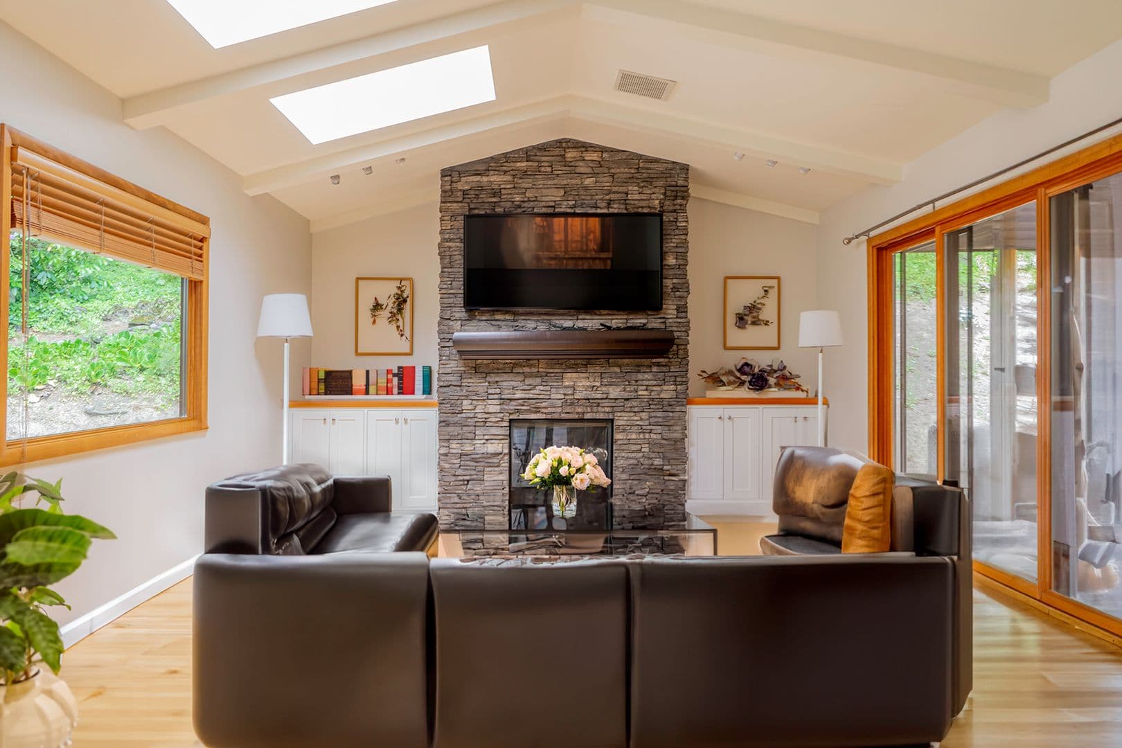 Portland House: 7725 SW Miner Way