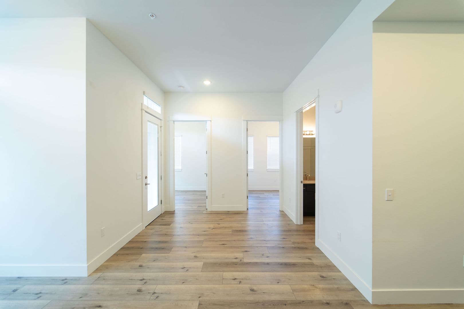 Scappoose Apartment: 51577 SE 2nd Street