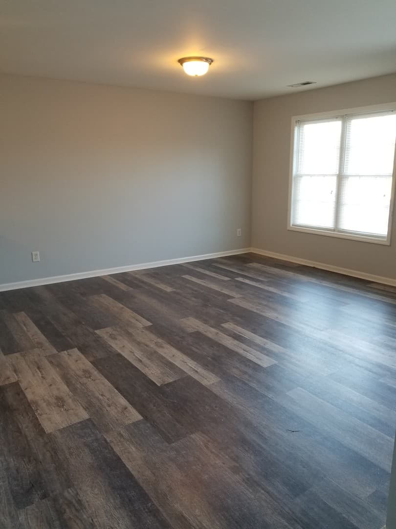 Benson House: 15 Coats Cir