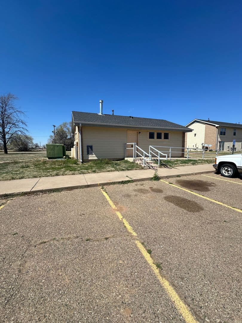 Clovis Apartment: 1500 Echols