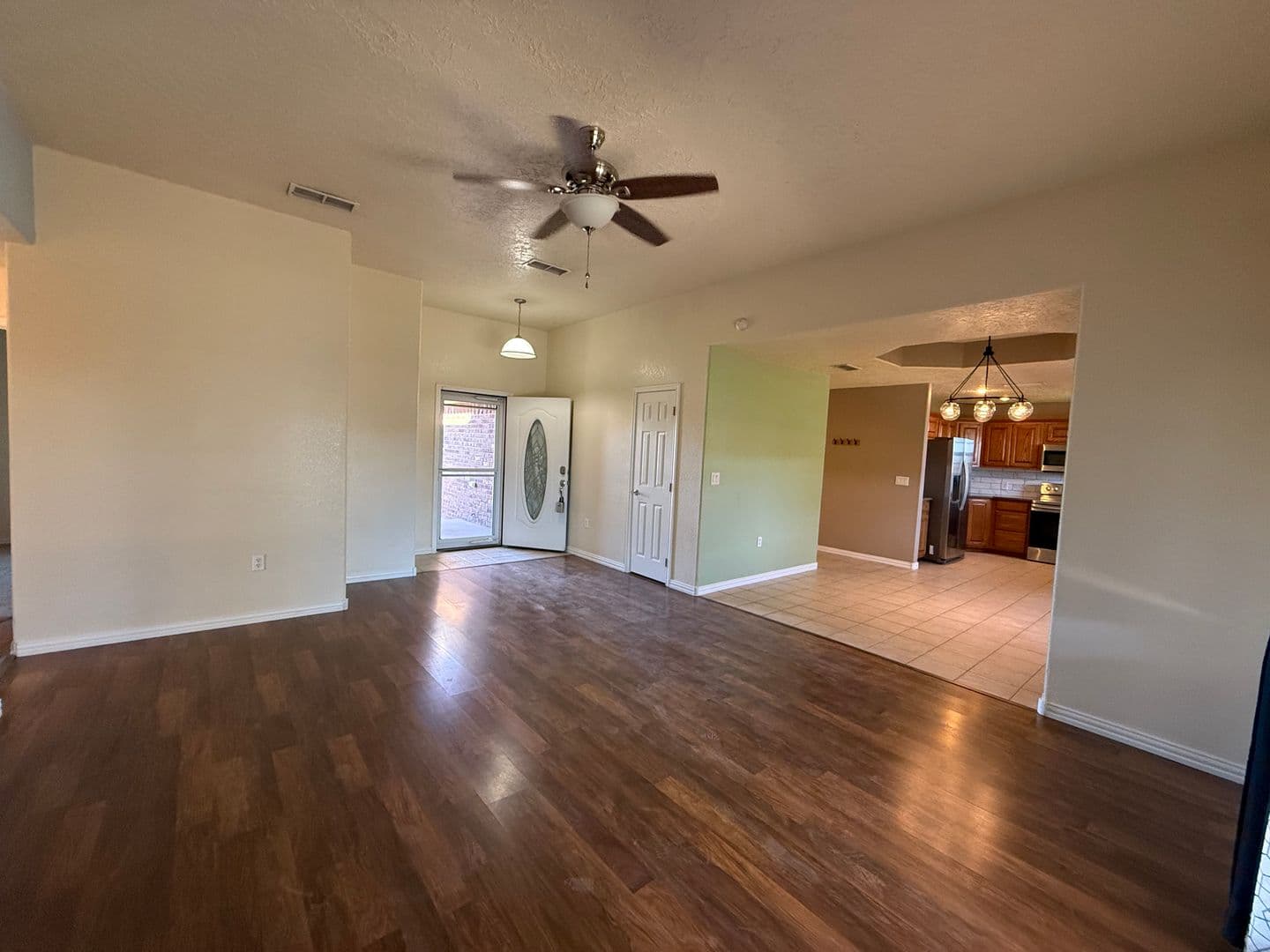 Clovis House: 4633 Sandstone