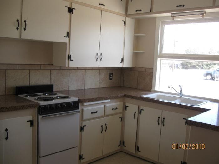 Clovis Apartment: 2800 N Prince St