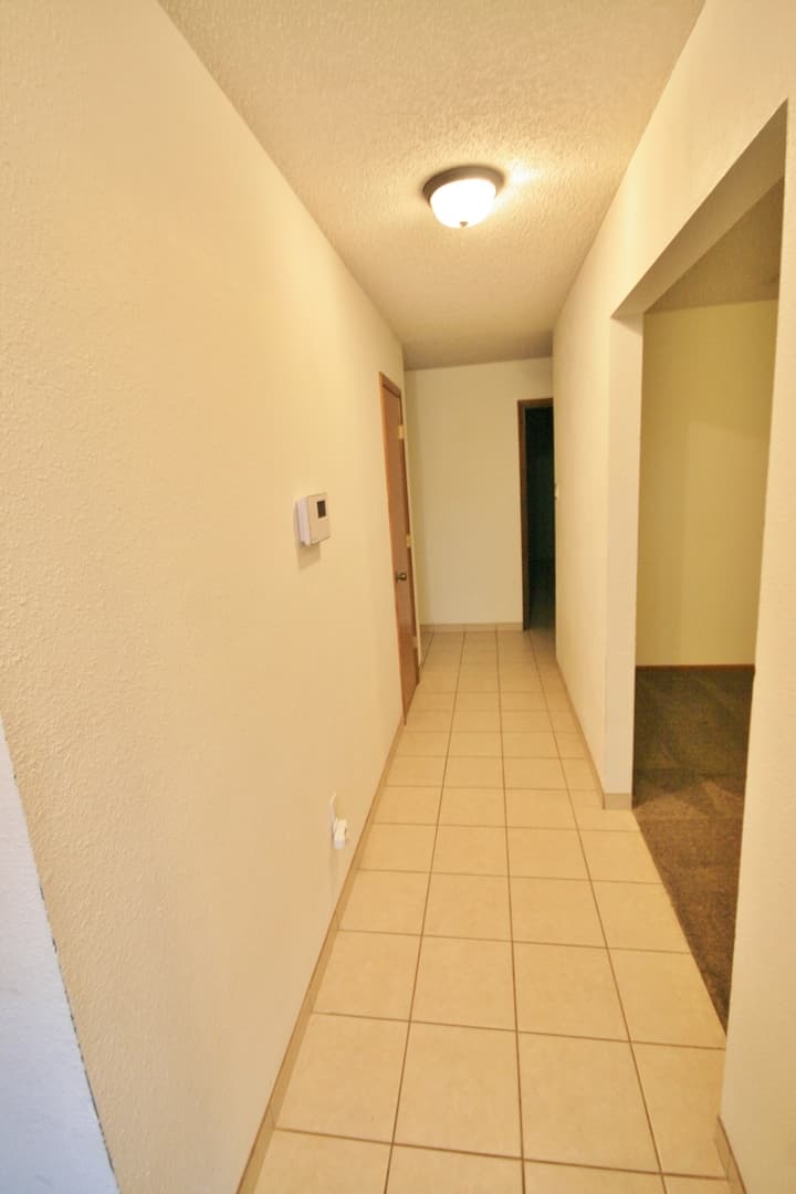 Clovis House: 3737 Player Place