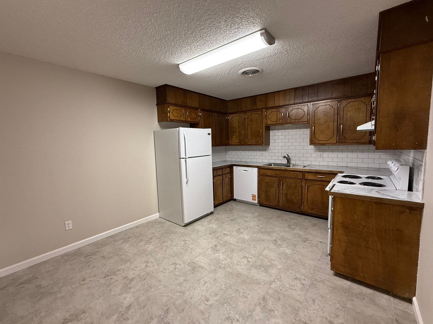 Clovis Apartment: 1000 Ash