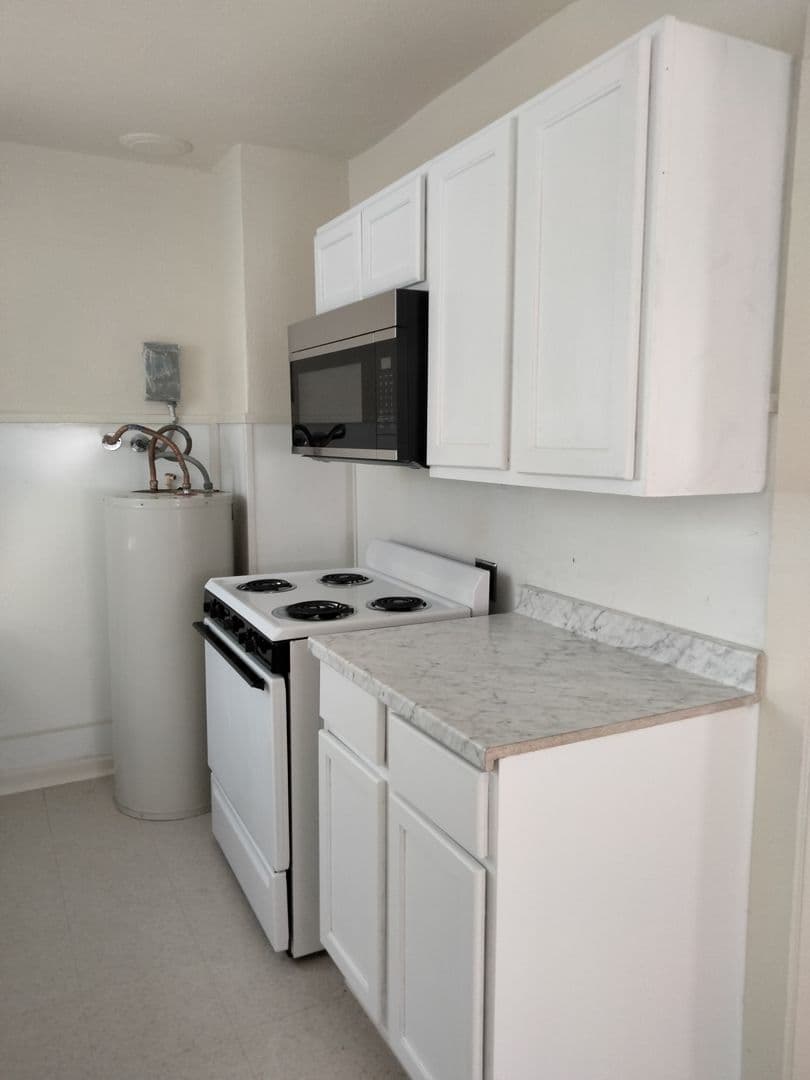 Portales House: 111 N Boulder