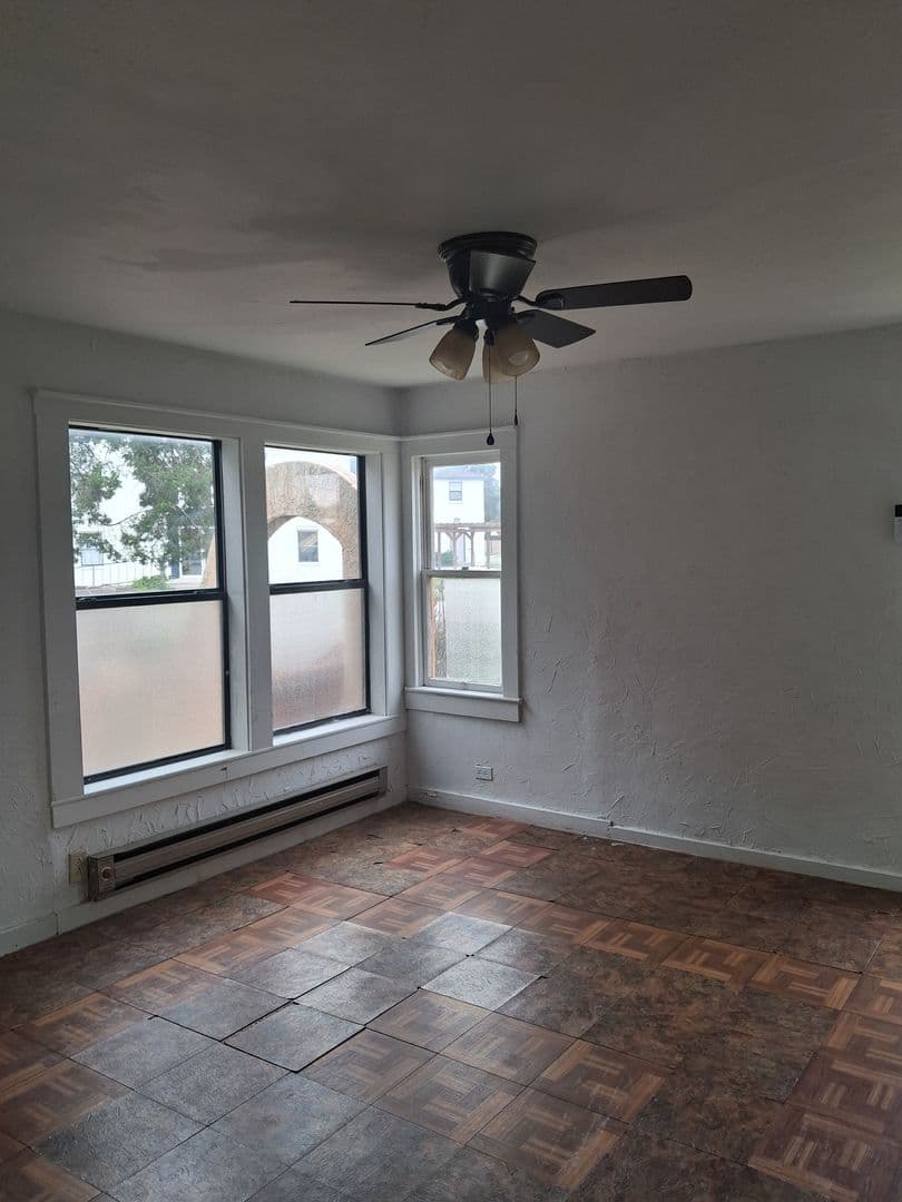 Portales House: 409 S Ave H