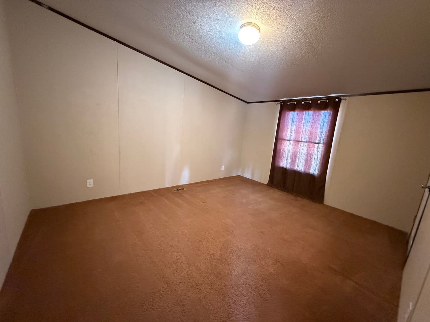Melrose House: 202 N 1st St