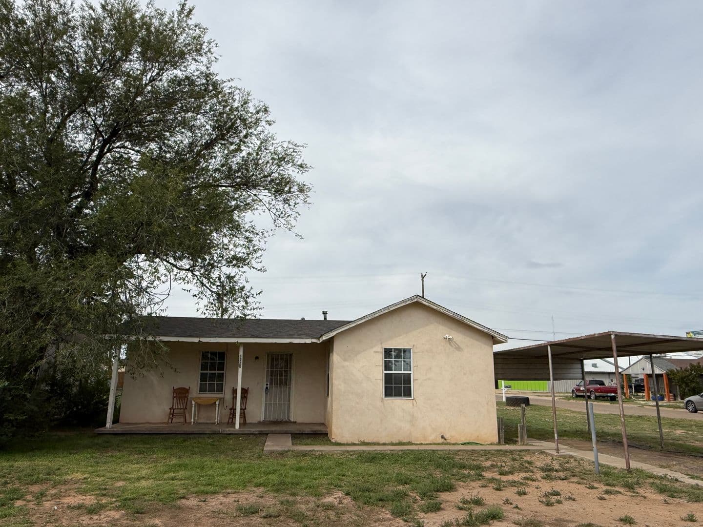 Clovis House: 1220 N Lea