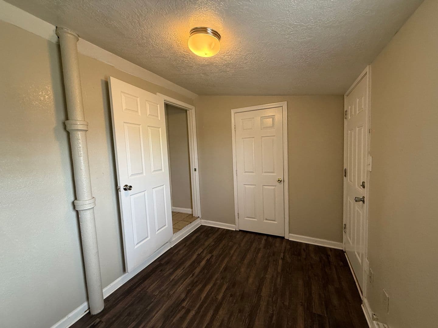 Clovis House: 1220 N Lea