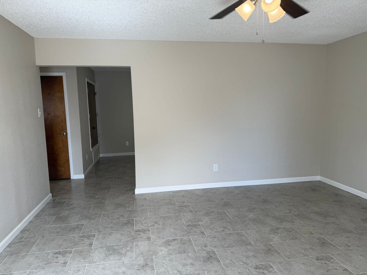Clovis Apartment: 1000 Ash