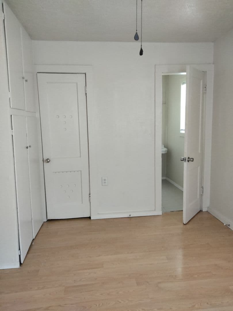 Portales House: 111 N Boulder