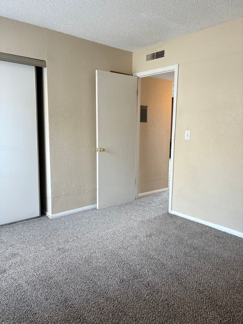 Colorado Springs Condo: 3510 Parkmoor Village #F