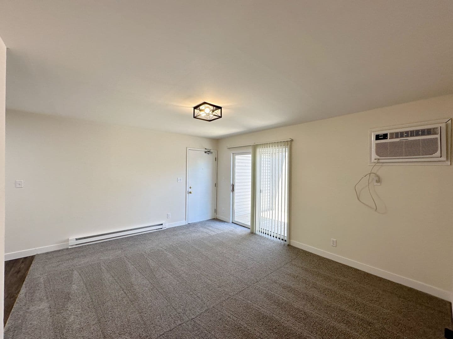 West Lafayette Apartment: 350 S. Chauncey Ave.