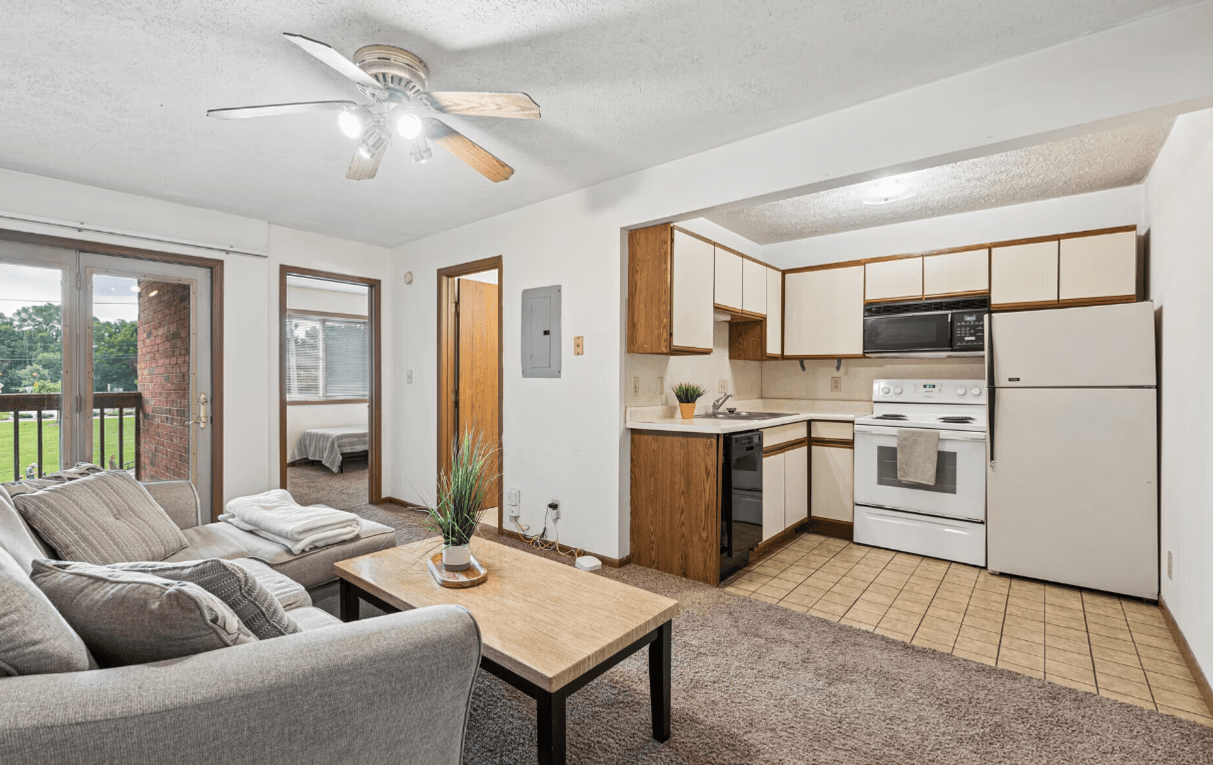 West Lafayette Apartment: 271 S. River Road