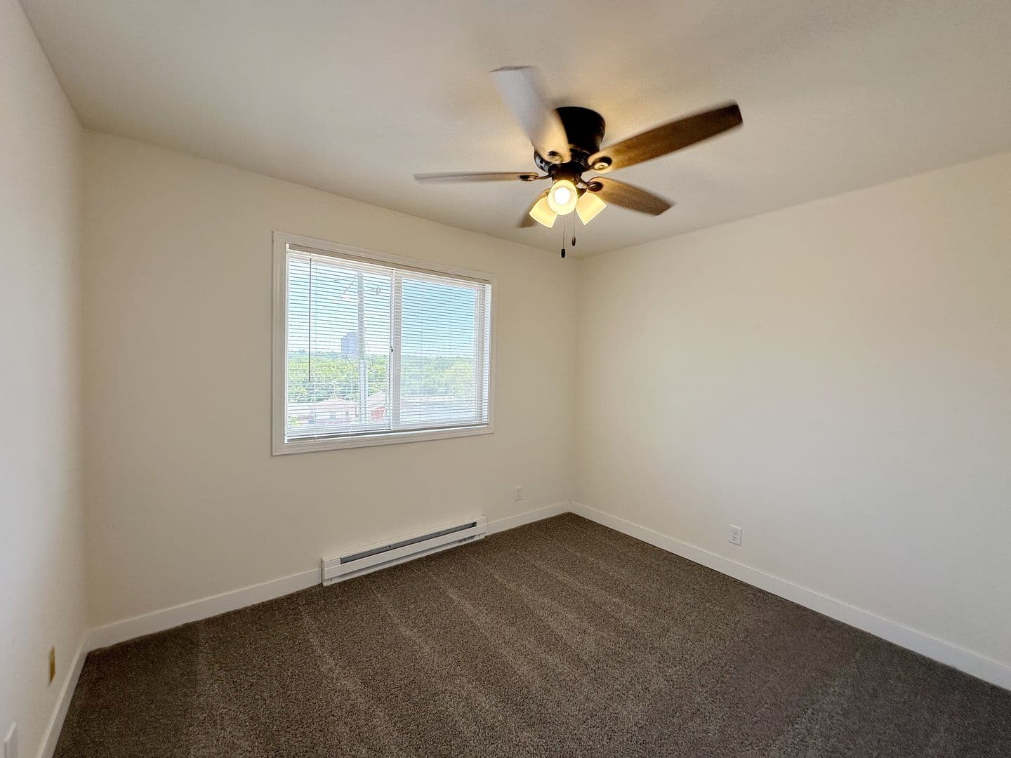 West Lafayette Apartment: 350 S. Chauncey Ave.