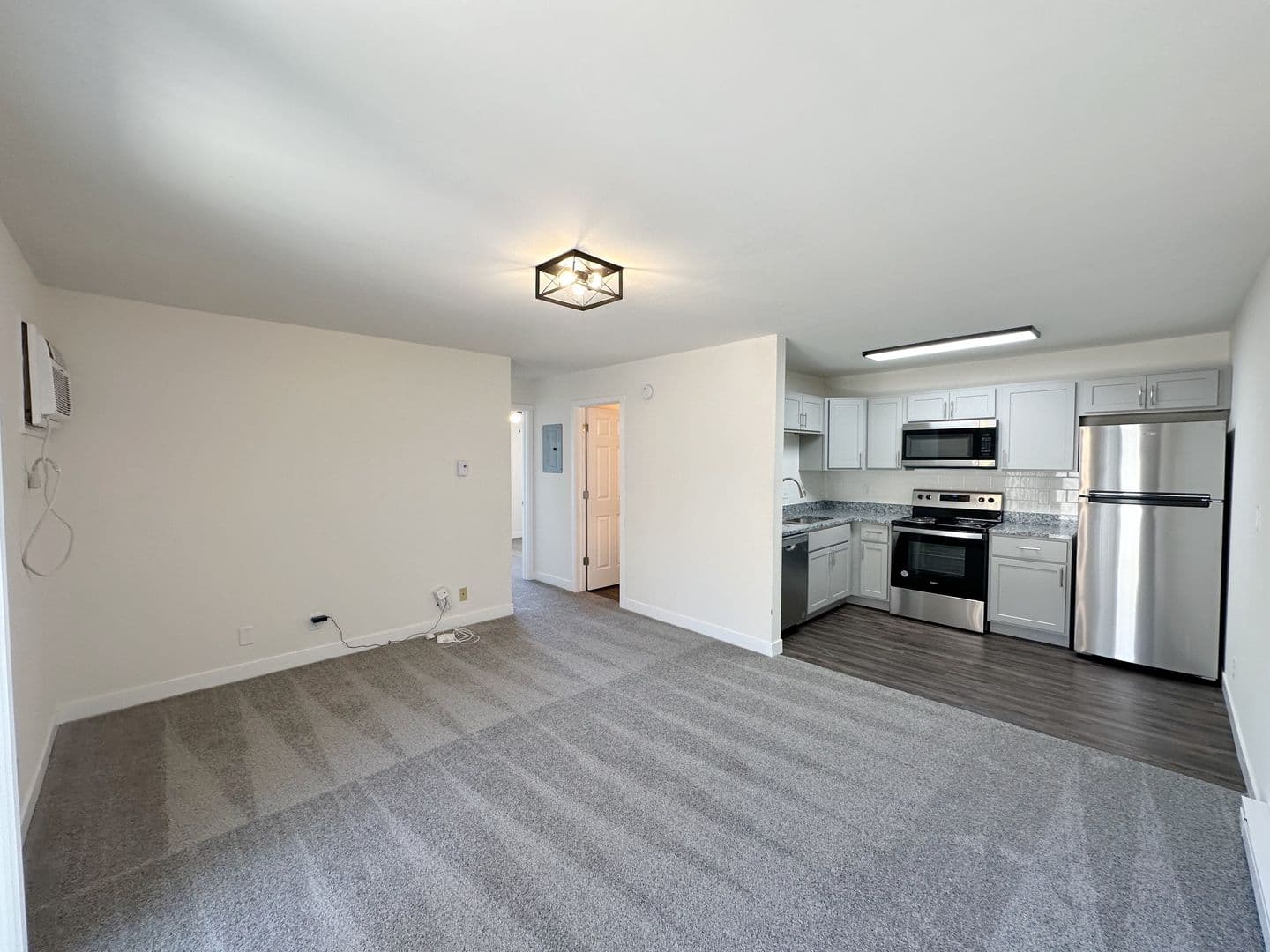 West Lafayette Apartment: 350 S. Chauncey Ave.