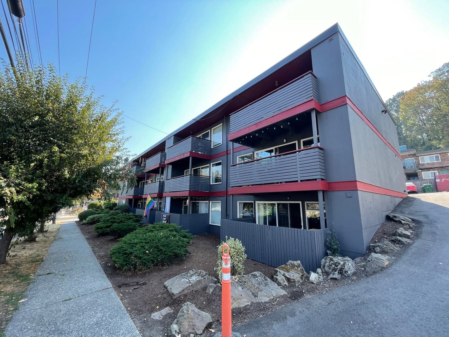Seattle Apartment: 5205 39th AVE S