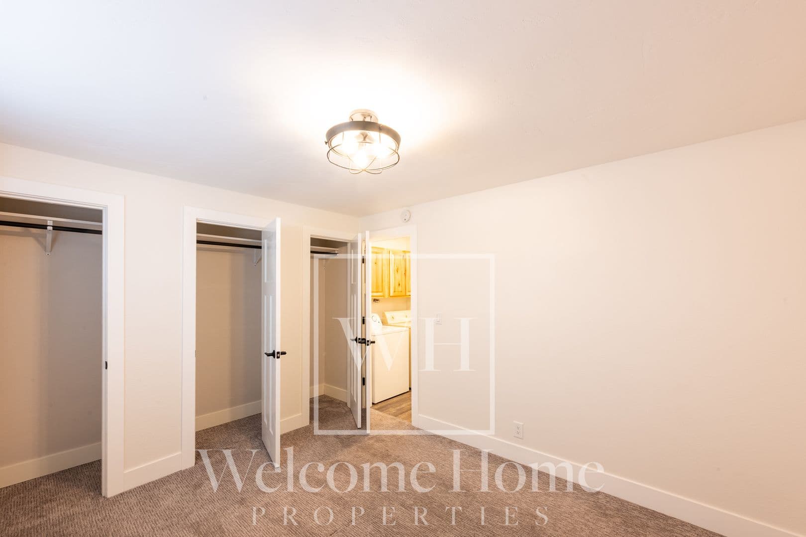College Place Apartment: 1200 SE Broadway Ave