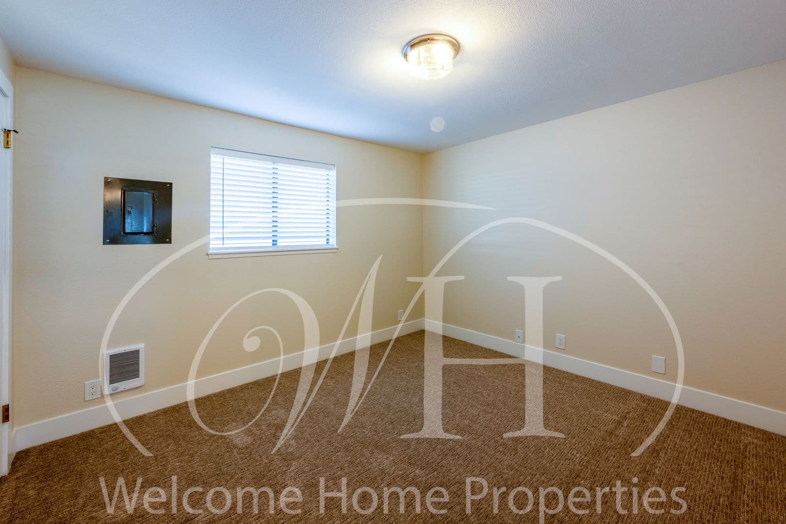 College Place Apartment: 1200 SE Broadway Ave