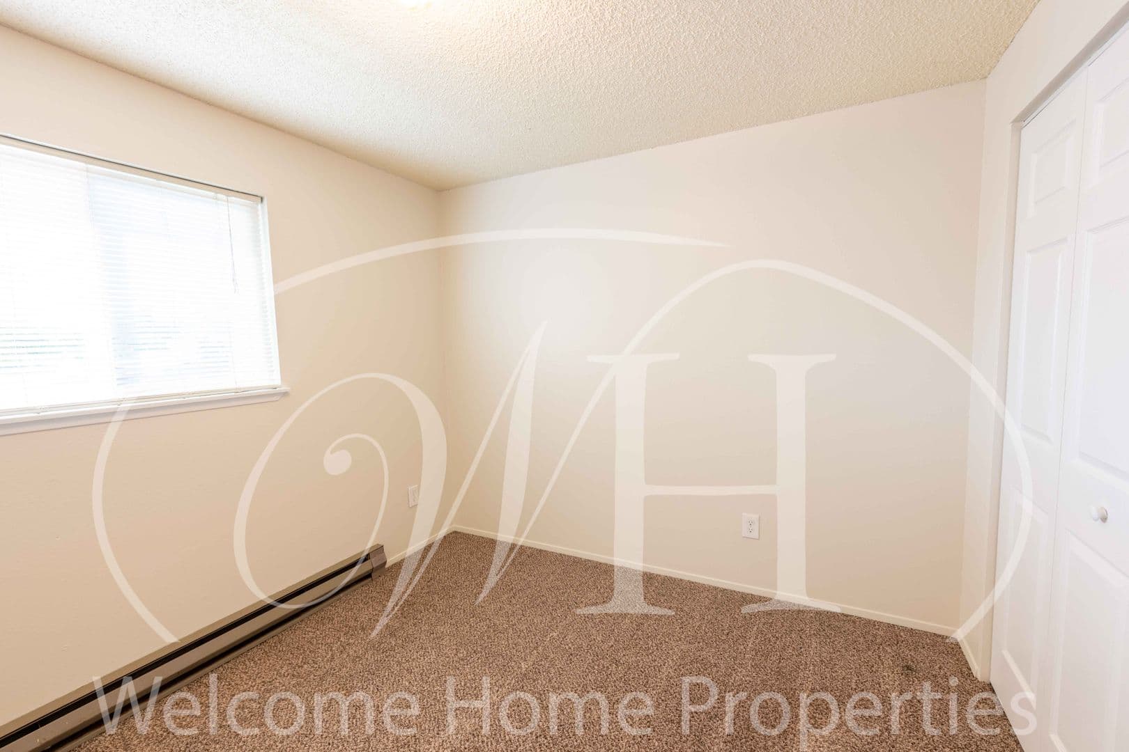 Walla Walla Apartment: 627 N Roosevelt St