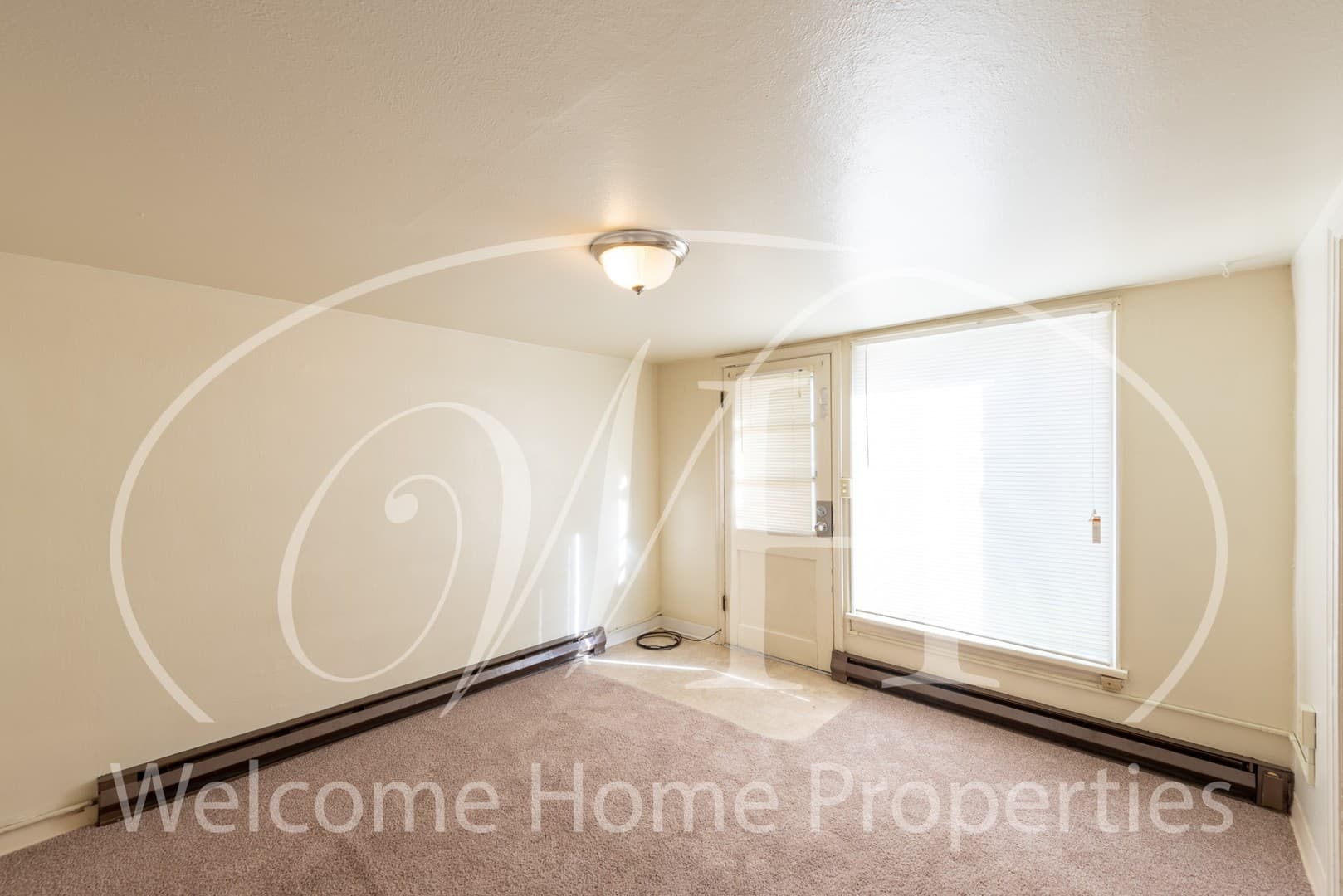 College Place Apartment: 210 SE Birch Ave