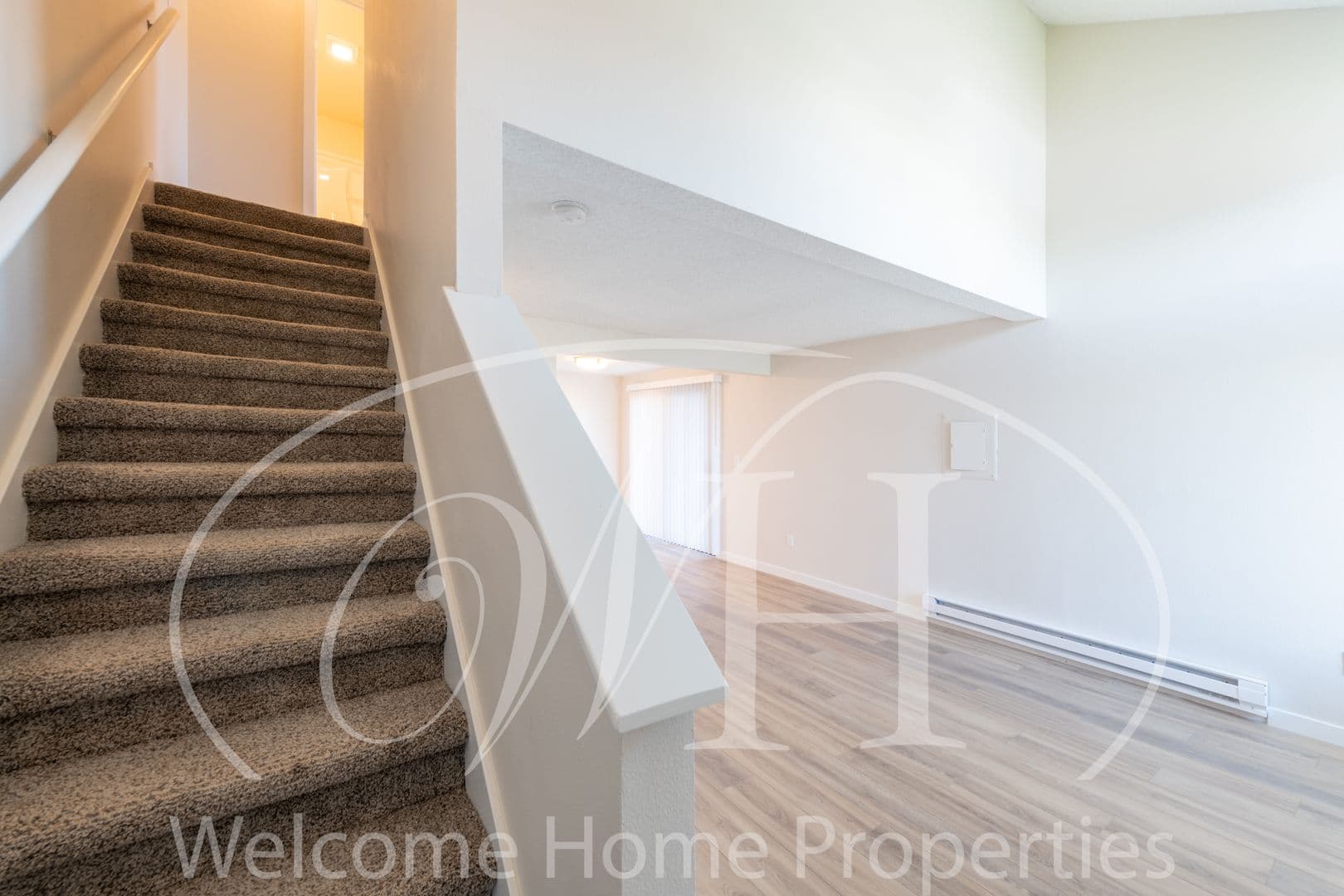 College Place Apartment: 245-255 NE Elder Place