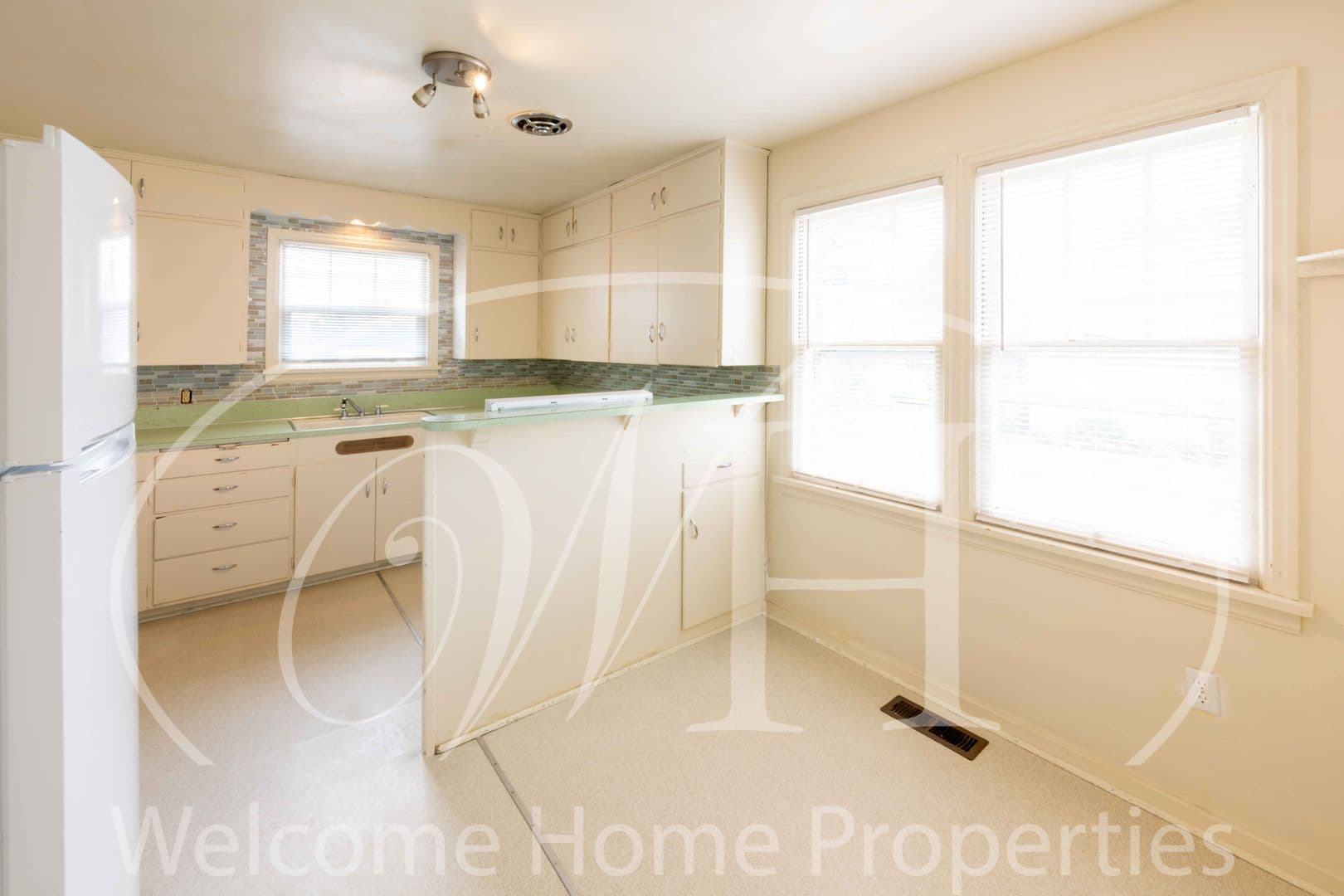 Walla Walla Apartment: 1235 Boyer Ave