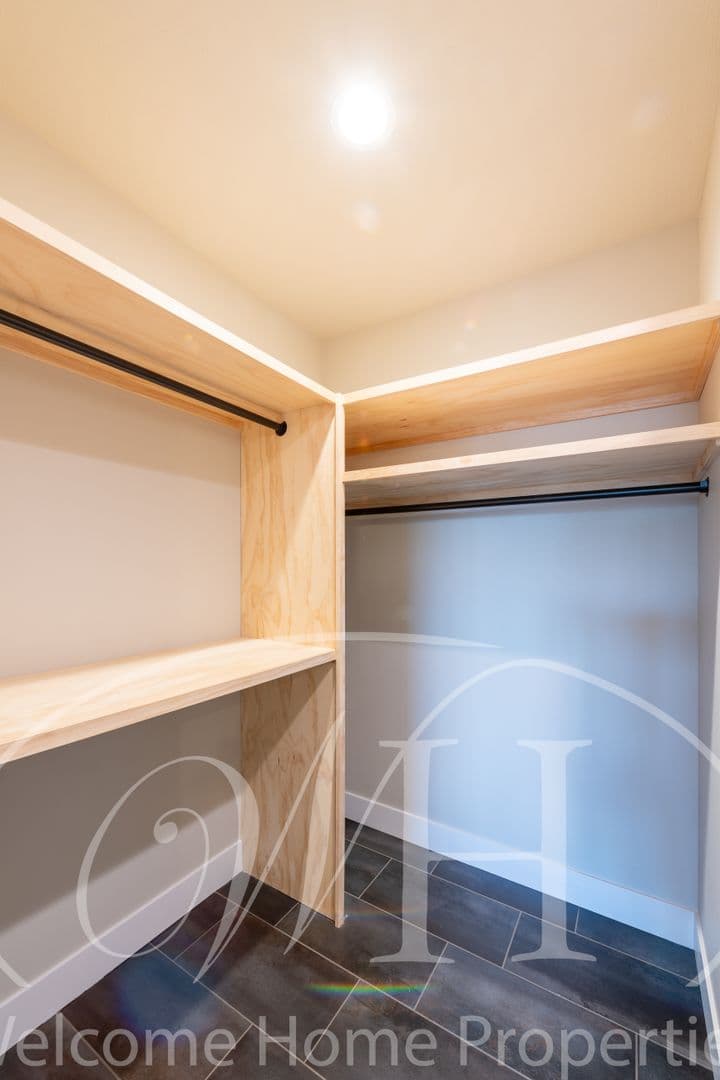 Walla Walla Apartment: 2301 Garrison St