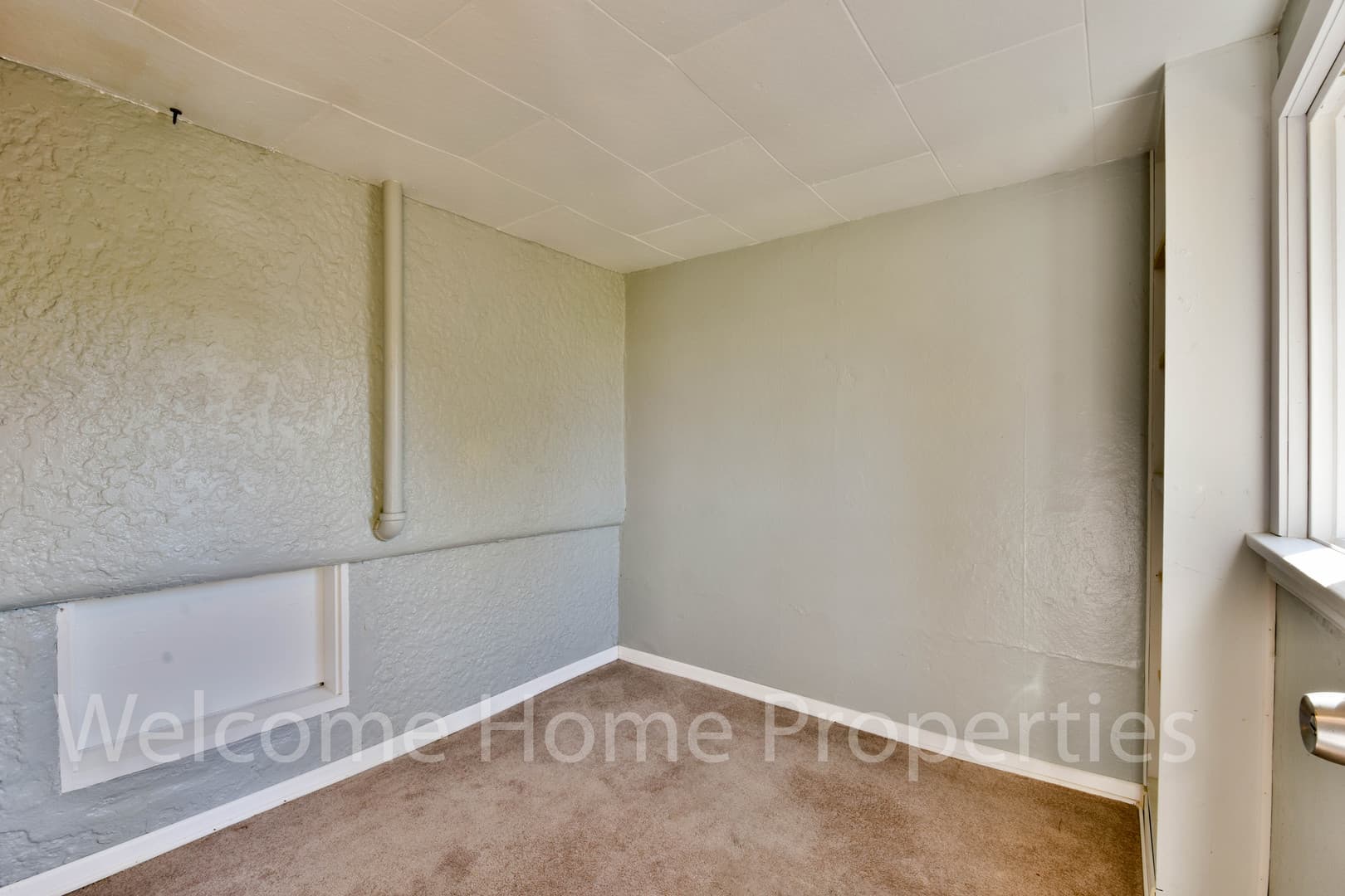 College Place Apartment: 316 SE 4th St