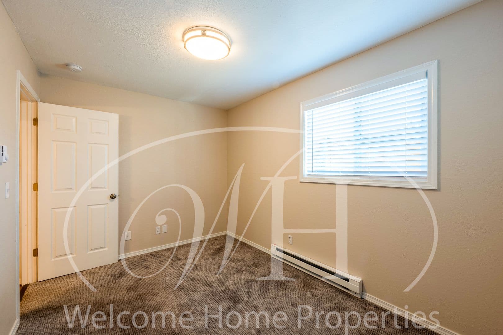 Walla Walla Apartment: 829 S 2nd Ave