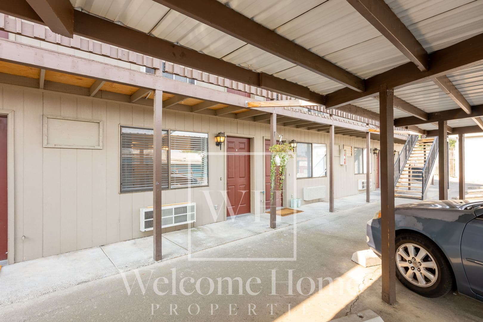 College Place Apartment: 1200 SE Broadway Ave
