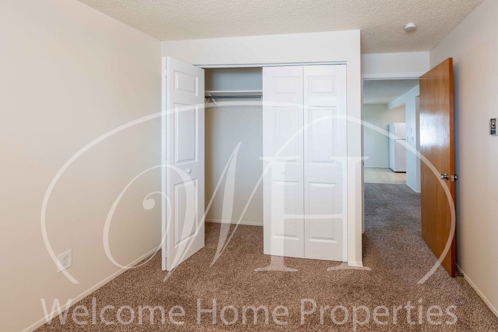 Walla Walla Apartment: 627 N Roosevelt St