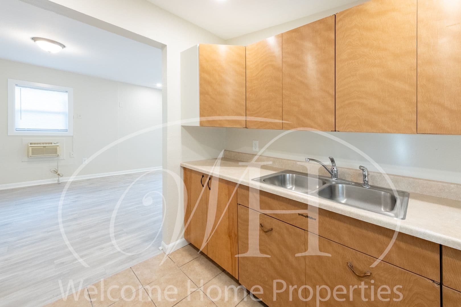 Walla Walla Apartment: 1918 Wallace St