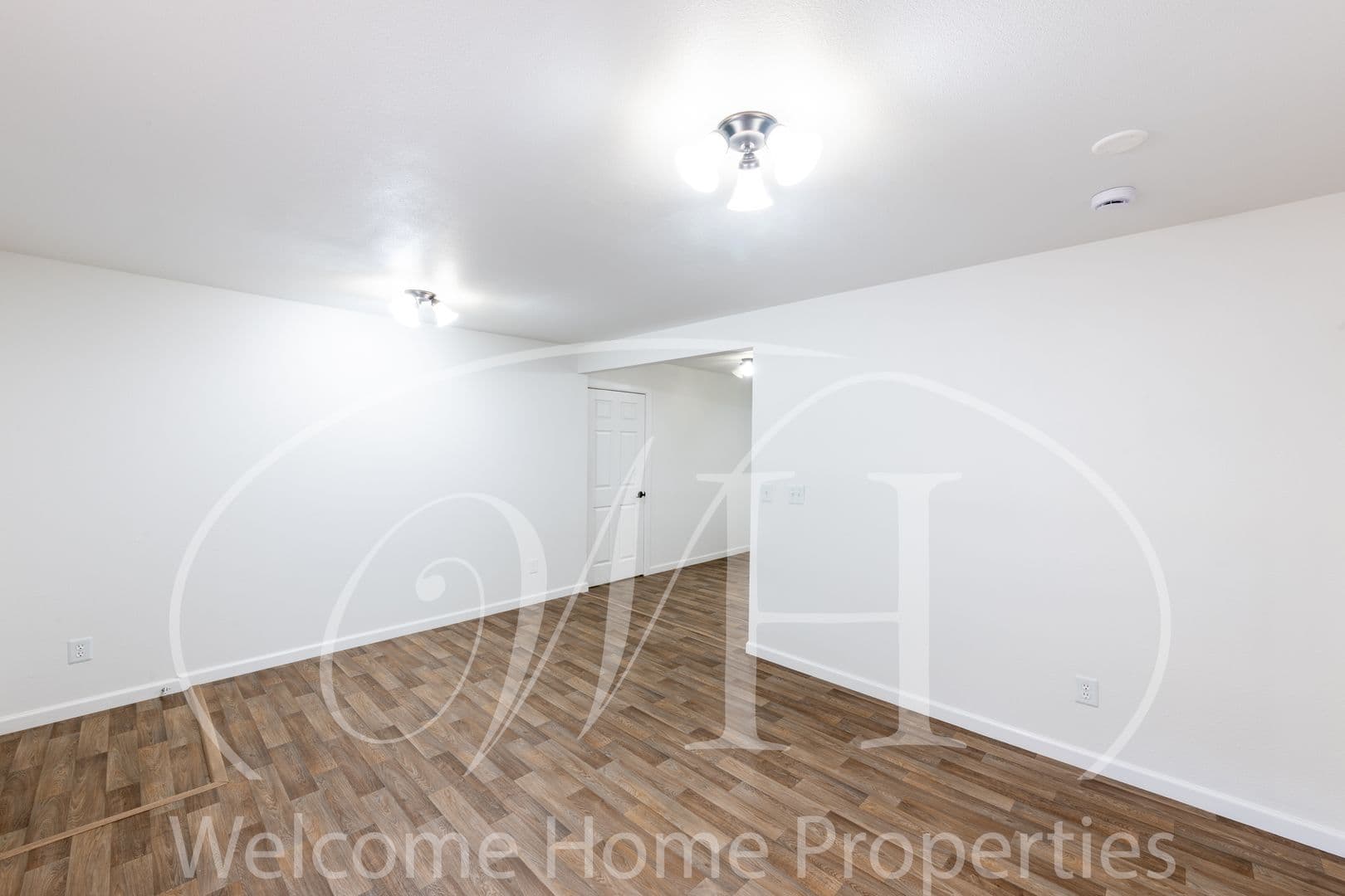 College Place Apartment: 116 SW 6th St